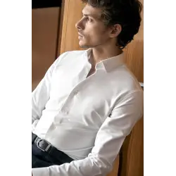 White dobby shirt with french cuff