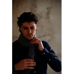 Evan scarf - Mottled gray