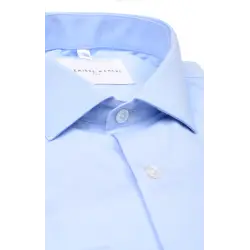 Blue poplin shirt collar